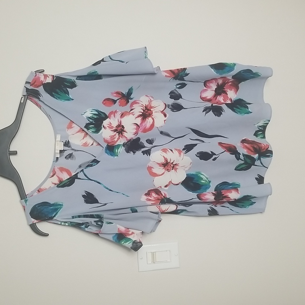 C & E womens open shoulder short sleeve flutter blouse